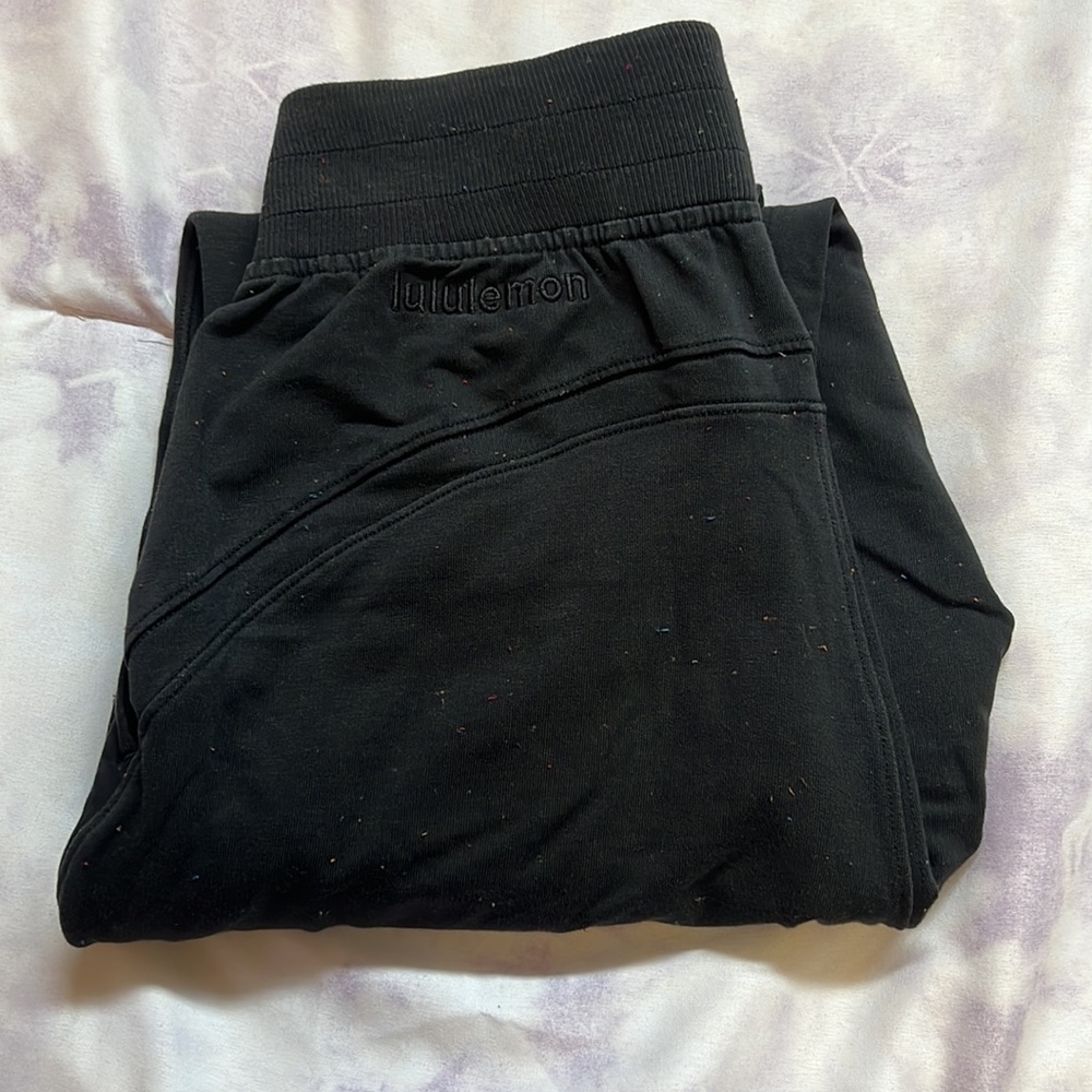 Lululemon LA Warm Down Jogger